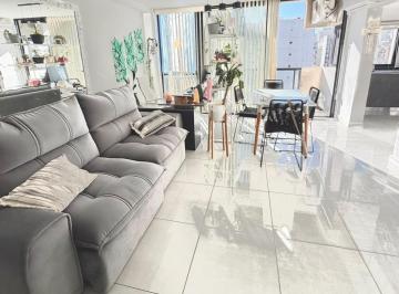 Departamento · 75m² · 3 Ambientes · Departamento Semipiso 3 Ambientes a La Calle. Thames Plaza Mitre. Venta