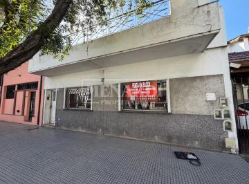 Casa · 4 Dormitorios · Casa, Venta en Block, 3 Departamentos.