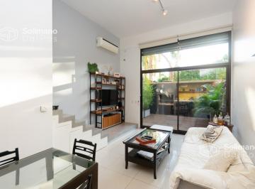 PH · 130m² · 4 Ambientes · 1 Cochera · Venta Triplex Tipo Casa en Olivos con Piscina, Seguridad y Cochera | 160 m²