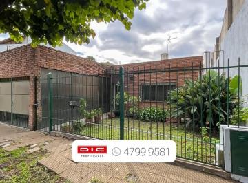 Casa · 142m² · 4 Ambientes · 2 Cocheras · Chalet 2 Dorm. Venta - Olivos