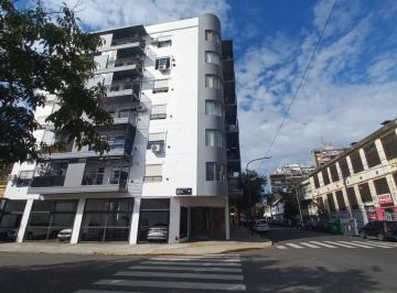 Departamento · 40m² · 2 Ambientes · Depto 2 Amb Venta Villa Mitre Frente Balcón