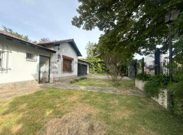 Casa · 395m² · 8 Ambientes · 2 Cocheras · 170 Entre 43 y 44 - Casa en Venta