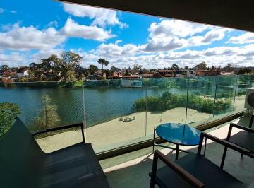 Departamento · 83m² · 4 Ambientes · 1 Cochera · Alquiler Apartamento 3 Dorm. Vista Al Lago