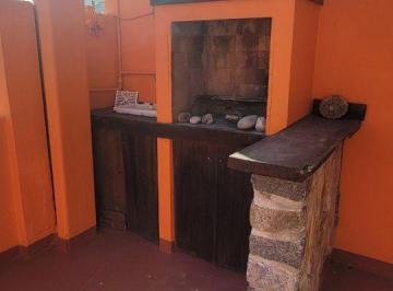 PH de 2 ambientes, Coghlan · Muy Buen PH 2 Amb con Terraza - Quincho y Parrilla