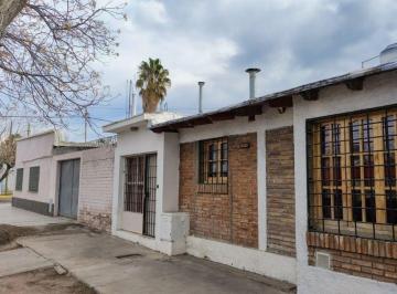 Casa de 6 ambientes, Guaymallén · Se Vende Casa Excelente Ubicacion Francia N°3938 Esquina Araujo Belgrano, guaymallen Mendoza
