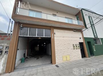 Bodega-Galpón · 206m² · 1 Ambiente · Alquiler de Galpón en Wilde