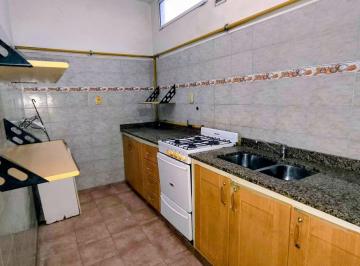 PH de 5 ambientes, Caballito · Amplio PH, Frente, Patio, 200 m Jose Maria Moreno