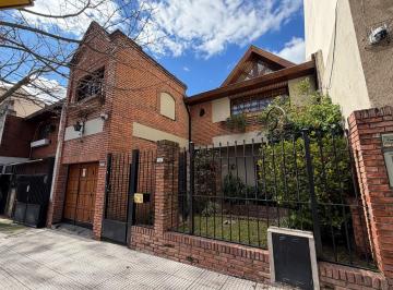 Casa · 229m² · 6 Ambientes · 2 Cocheras · Venta Casa 6 Ambientes Flores
