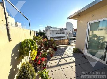 Departamento · 64m² · 3 Ambientes · Departamento en Venta con Balcón y Terraza Propia. Freire y Congreso.