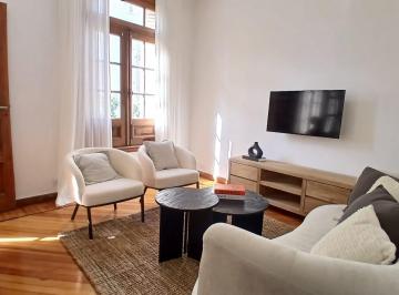 Departamento · 61m² · 2 Ambientes · Alquiler Temporario Departamento 2 Ambientes Recoleta con Amplio Living Comedor