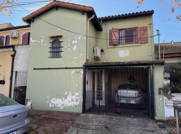 Casa · 182m² · 1 Cochera · Potencial - Victoria - Entre Avs - Es Esta Casa!