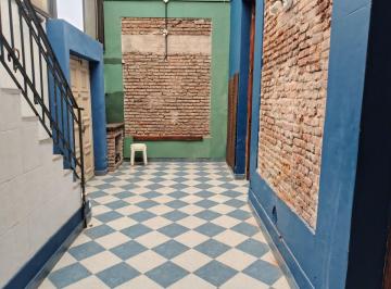 PH de 5 ambientes, Boedo · PH de 4 Ambientes Más Entrepiso en Pleno Boedo con Patio Cubierto y Dos Terrazas