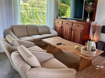 Casa · 2070m² · 5 Ambientes · 1 Cochera · Hermosa Casa en Venta Econ Pileta. Mendiolaza. Calle Los Talas y Los Quebrachos