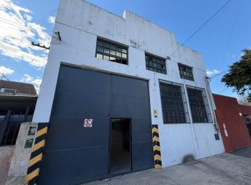 Bodega-Galpón · 190m² · 1 Ambiente · Galpón Sarandí Alquiler