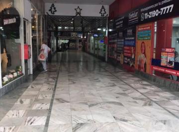 Local comercial · 32m² · 2 Ambientes · Venta de Local en Galeria Dufau, Flores N 67