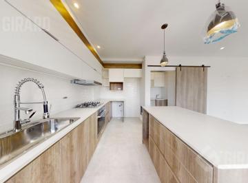 Departamento · 119m² · 4 Ambientes · 1 Cochera · Departamento en Venta, Piso de 4 Amb con Cochera, Zona Guemes. Apto Credito