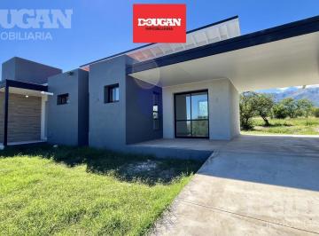 Casa · 83m² · 3 Ambientes · 1 Cochera · Casa a Estrenar con Gas Natural - La Arbolada - Merlo San Luis