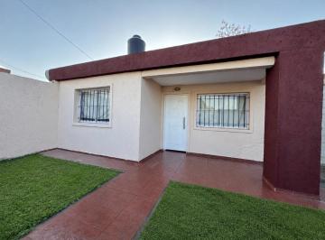 Casa de 4 ambientes, Córdoba · Oportunidad de Alquiler en Arguello Norte/2 Dor con Patio y Cochera