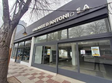Local comercial · 300m² · 7 Cocheras · Local en Alquiler en San Fernando
