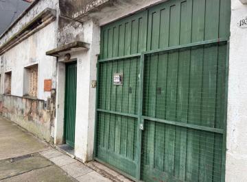 Casa de 3 ambientes, Parque Avellaneda · Casa con Galpón