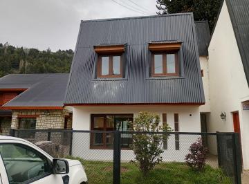 Casa · 95m² · Turístico Cabaña en Alquiler Ubicado en Centro, San Martin de Los Andes