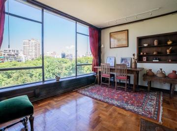 Departamento · 138m² · 4 Ambientes · Piso de 4 Ambientes Amoblado con Balcón y Vista a La Plaza Vicente López