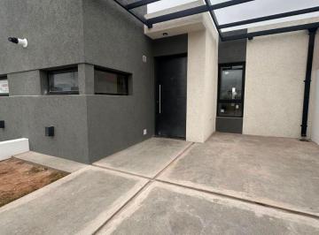 Casa de 4 ambientes, Córdoba · Dúplex en Venta en Quebradas de Manantiales