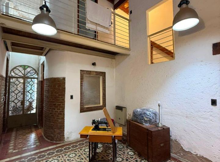 Casa · 160m² · 4 Ambientes · 1 Cochera