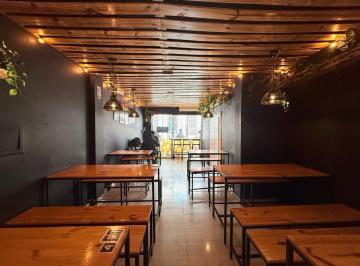 Local comercial · 80m² · 4 Ambientes · Local en Venta en Pleno Centro - Escritura - Exc Ubicación