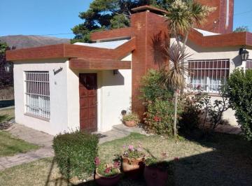 Casa · 142m² · 3 Dormitorios · 1 Cochera · Casa - La Falda