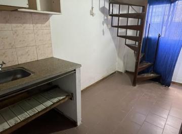 PH · 23m² · 2 Ambientes · Dpto PH 2 Amb Al Frente. Excelente Ubicacion: Chiclana 6, Lomas de Zamora Centro
