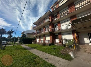 Departamento · 74m² · 3 Ambientes · 1 Cochera · En Venta - Departamento de 3 Ambientes con Cochera a Una Cuadra del Mar
