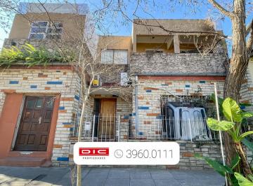 Casa · 180m² · 4 Ambientes · Casa 3 Dorm. Venta Olivos - Maipu/uzal