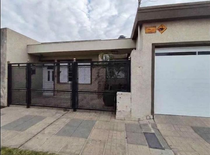 Casa · 129m² · 3 Dormitorios · 1 Cochera