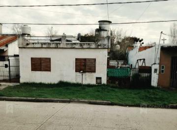 Casa · 300m² · 2 Ambientes · Casa en Venta en Pilar, G. B. a. Zona Norte, Argentina