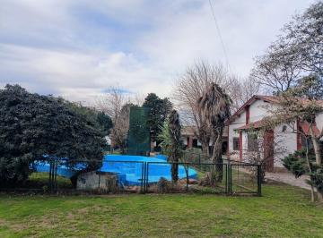 Quinta vacacional · 150m² · 3 Dormitorios · Quinta a La Venta en Paso del Rey, Moreno.