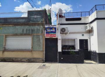 Bodega-Galpón · 182m² · Venta de Galpón 182 m² en Mataderos Excelente Ubicación a m. Av J. B. Alberdi