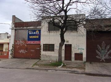 Bodega-Galpón · 330m² · Venta Galpón S/lote 10 X 33 en San Justo - Buen Estado