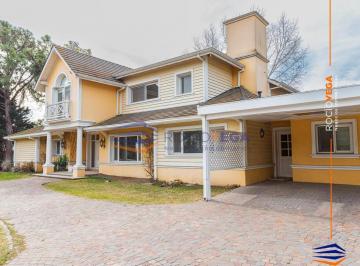 Casa · 450m² · 6 Ambientes · 2 Cocheras · Casa en Venta en San Diego Country Club Moreno