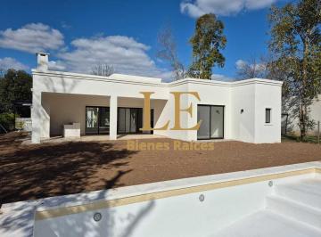 Casa · 228m² · 5 Ambientes · 4 Cocheras · Venta Casa 4dorm en San Matías, Financiación, Escobar