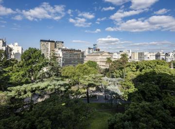 Departamento · 178m² · 8 Ambientes · Departamento en Venta en Tribunales – Piso Alto con Balcón y Vista a Plaza Lavalle, 5 Dorm..