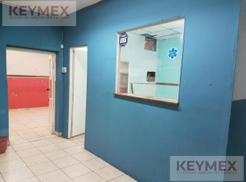 Local comercial · 200m² · 8 Ambientes · Alquiler de Local / Oficinas en Centro de San Fernando Ideal Consultorio Centro Medico Jardin