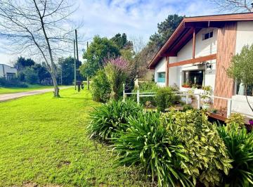 Casa · 120m² · 3 Ambientes · 2 Cocheras · Casa Tres Ambientes con Parque y Cochera en Sierra de Los Padres