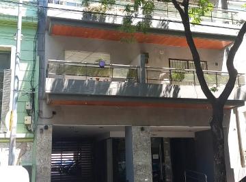 Garage , Flores · Cochera en Venta en Flores - Dueño Directo | Pb Descubierta, Portón Automático