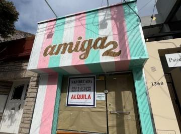 Local comercial · 55m² · 1 Ambiente · Impecable Local Comercial en Zona Guemes - Castelli Al 1300
