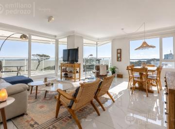 Departamento · 155m² · 5 Ambientes · 2 Cocheras · Venta 4 Dorm. en Torre Paramount, Primera Línea de Playa Mansa