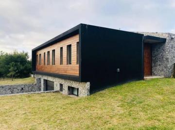 Casa · 1000m² · 6 Ambientes · Casa en Alquiler Temporada de Verano 2020 en Costa Esmeralda, Barrio Residencial I