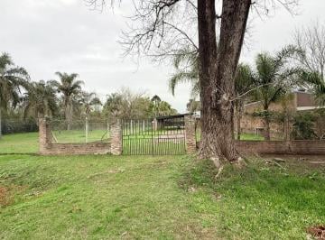 Quinta vacacional · 206m² · 2 Dormitorios · 1 Cochera · Se Vende Casaquinta en Altos del Sauce!