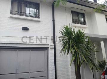 Casa · 280m² · 6 Ambientes · 3 Cocheras · Casa en Venta | Calle 47 E/ 151 y 152 - San Carlos - La Plata