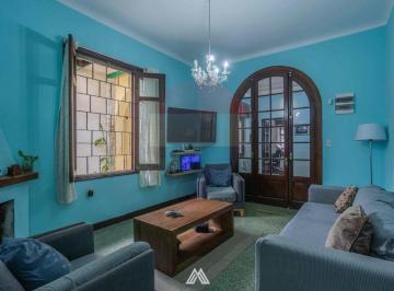 Casa · 287m² · 6 Ambientes · 7 Cocheras · Venta 3 Casas en un Padrón en Brazo Oriental